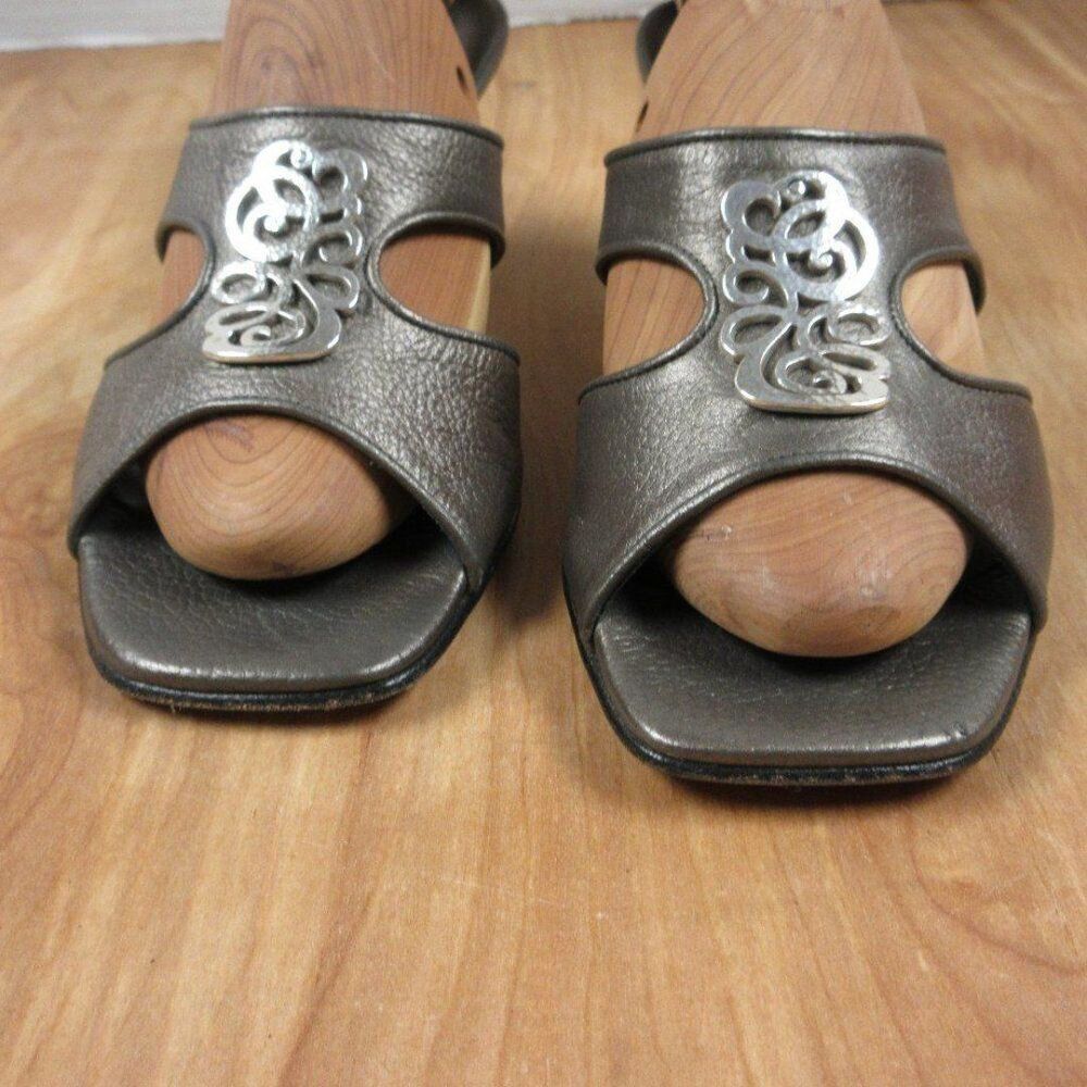 BRIGHTON Tresor Grey Metallic Leather Slides Womens Size 7.5 Kitten Heel Sandals - Picture 3 of 12